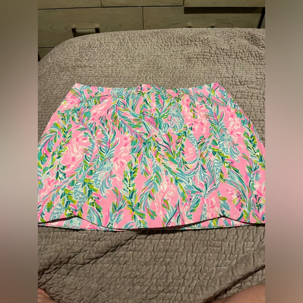 Lilly Pulitzer skirt size 14 brand new tags on